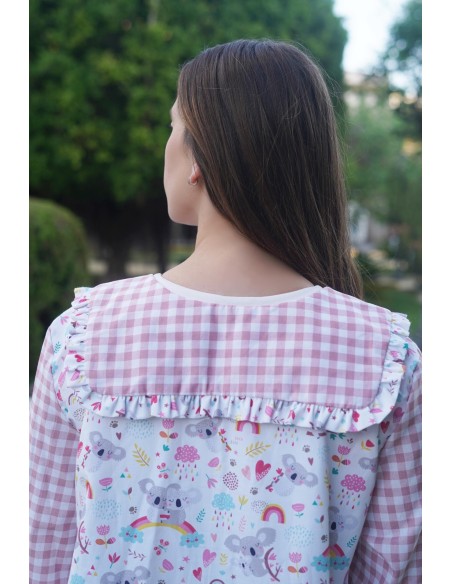 Bata profesora cuello volante